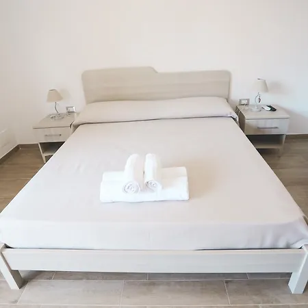 Il Viaggiatore Via Rimini Serapo *