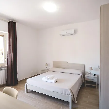 Il Viaggiatore Via Rimini Serapo * Gaeta