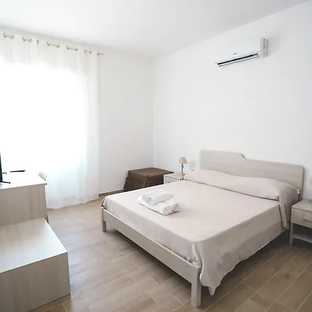 Il Viaggiatore Via Rimini Serapo *
