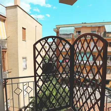 Il Viaggiatore Via Rimini Serapo Bed & Breakfast Gaeta