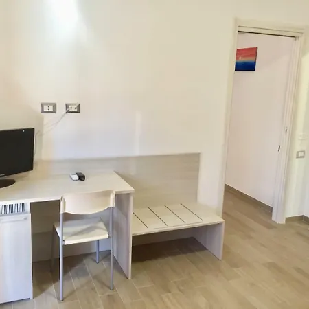 Bed & Breakfast Il Viaggiatore Via Rimini Serapo